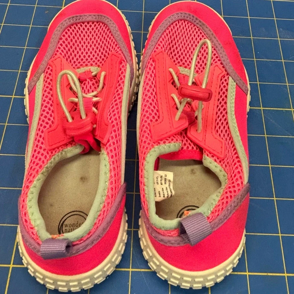 Girls Aqua Shoes - Size 13/1